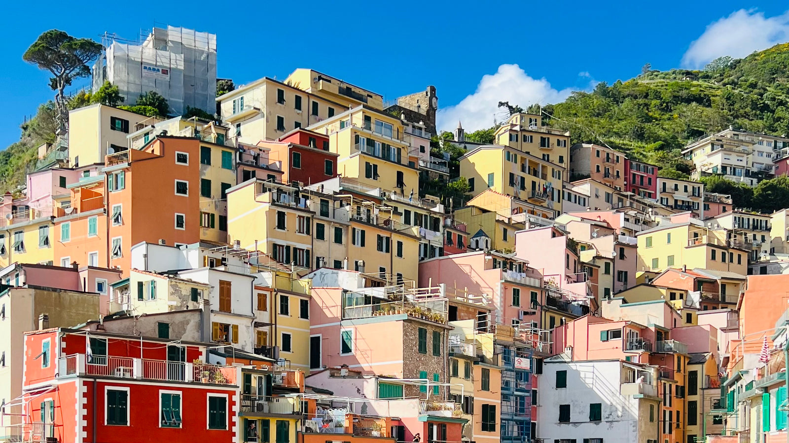 THE MAGIC THAT IS - CINQUE TERRE, ITALY